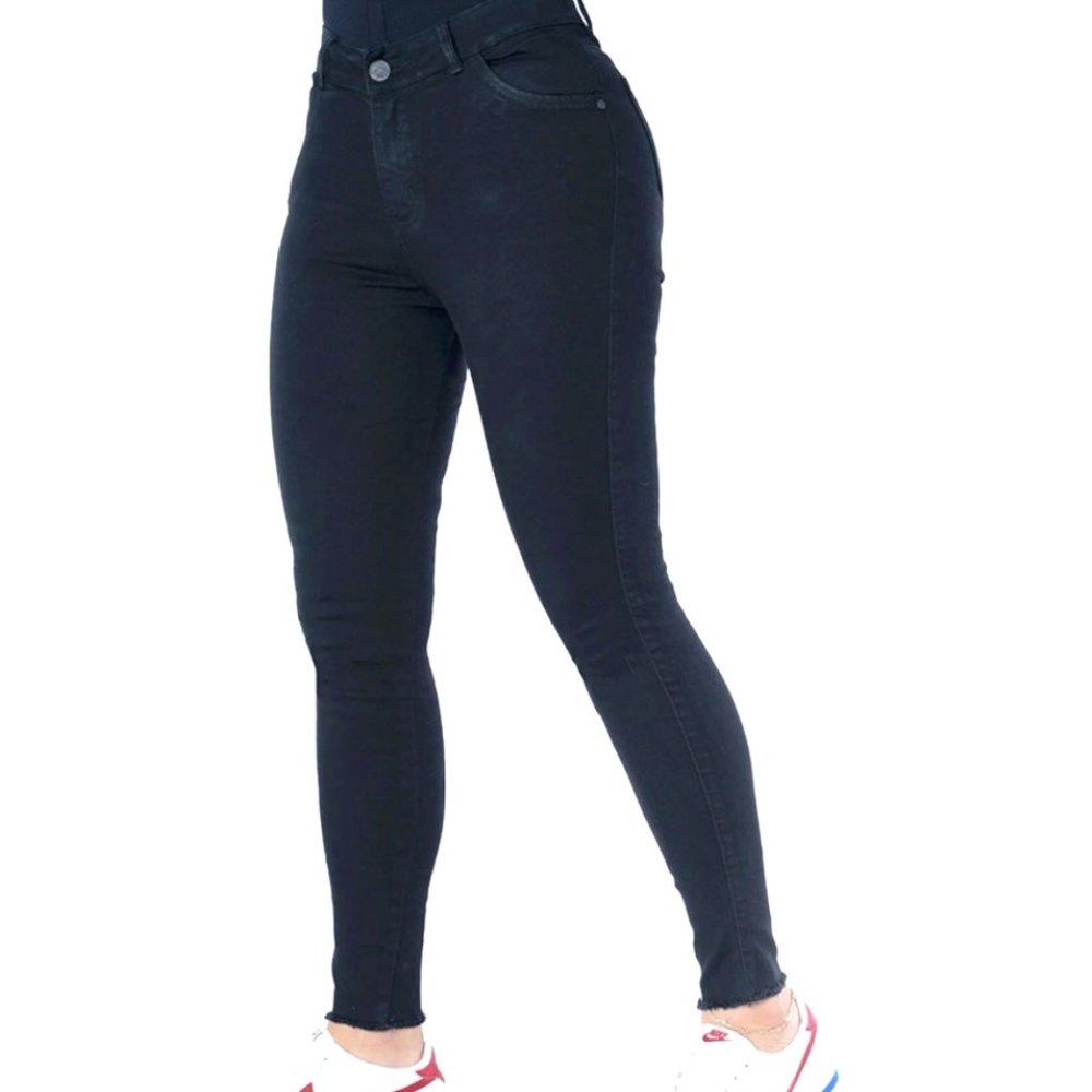 Jean push up effect, narrow boot, classic type